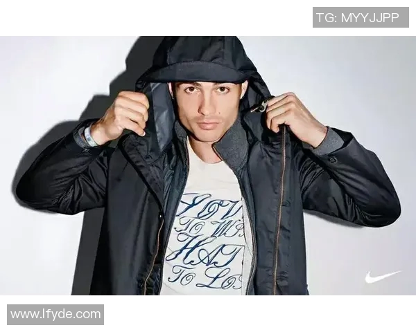 足球明星口罩设计大赏 追踪顶级球员的个性与时尚风采